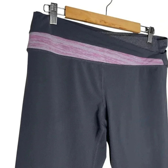 Lululemon Wunder Under Criss Cross Waist Crop Straight Leg  Pant Size 12 - Picture 2 of 6